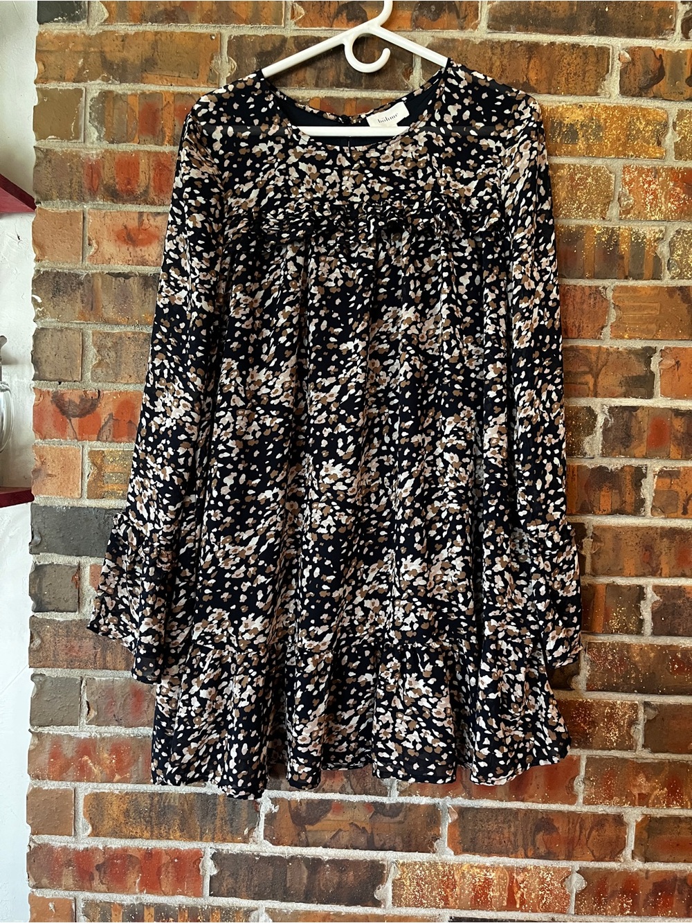 Böhme Women’s Black Tan Long Sleeve Boho Floral Shift Dress Sz L with ruffle